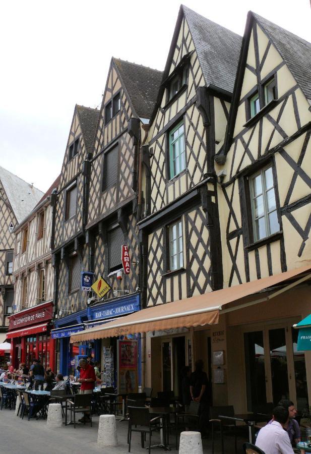 L' An 4 De La Liberte- Appartement Centre-Ville Au Calme Bourges Eksteriør billede
